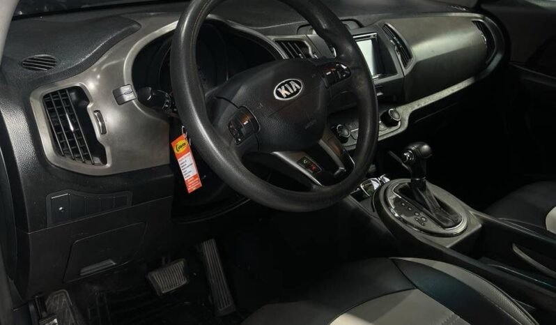 
								KIA SPORTAGE REVOLUTION 2.0 AT 4X2 GASOL full									