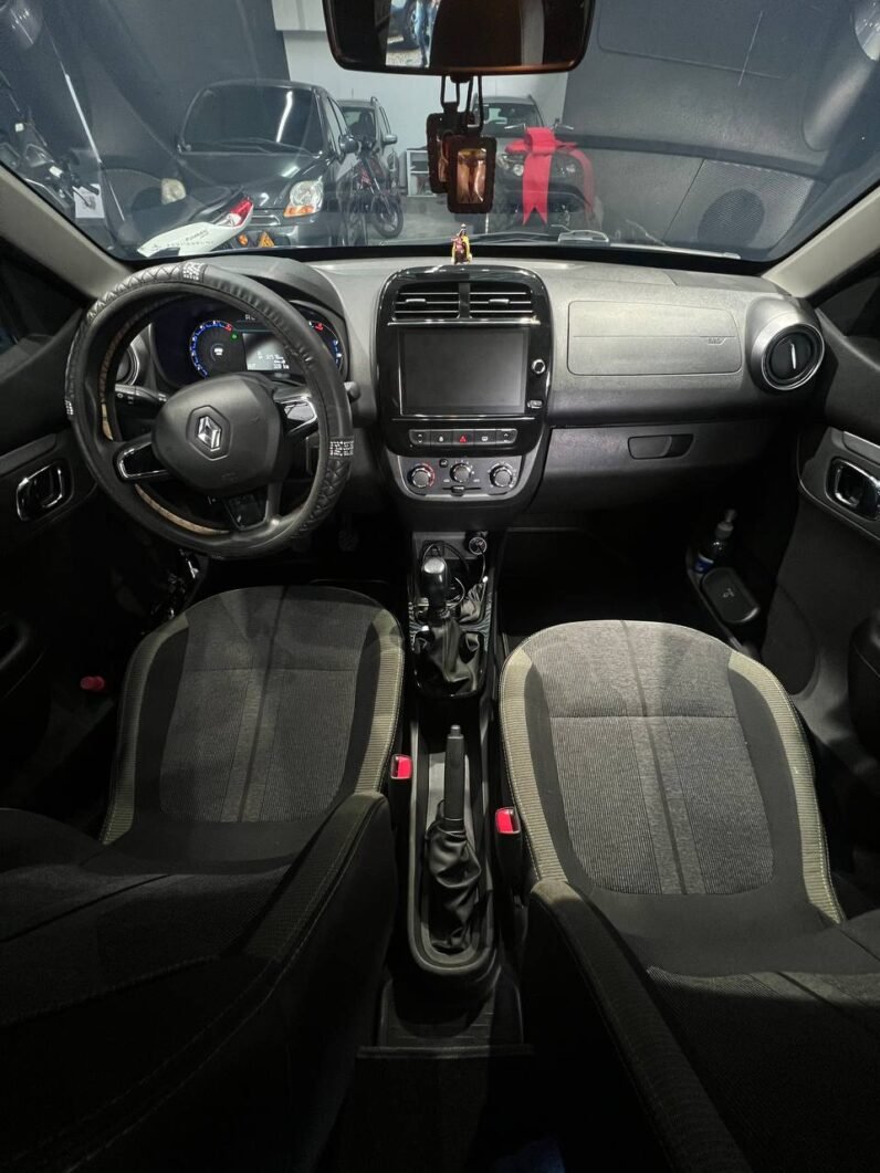
								RENAULT KWID OUTSIDER MT 1.0 full									