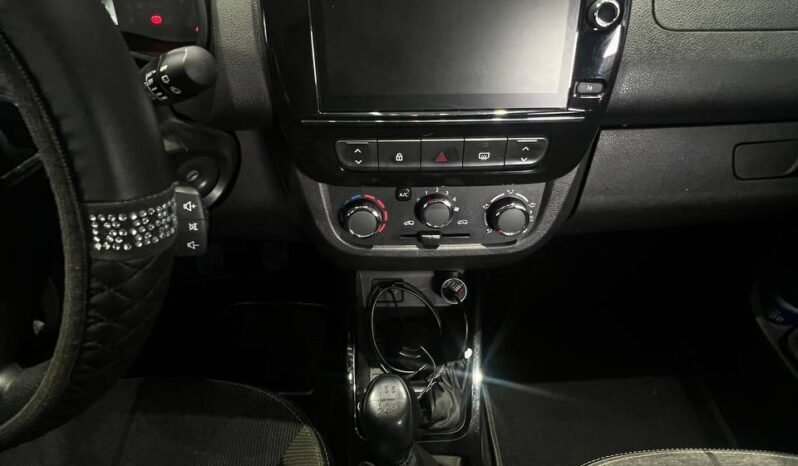 
								RENAULT KWID OUTSIDER MT 1.0 full									