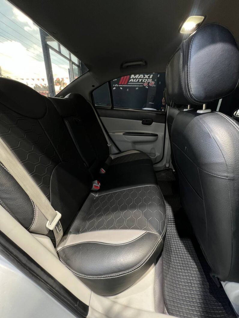 
								HYUNDAI ACCENT GL full									