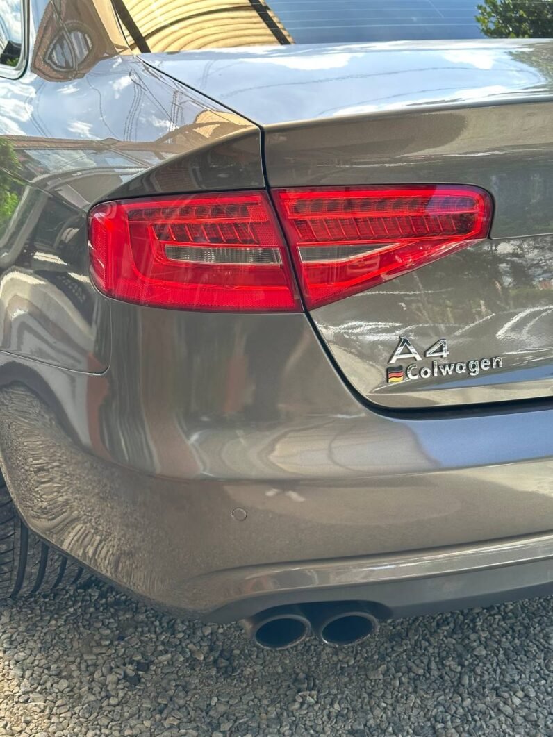 
								AUDI A4 1.8T AT full									