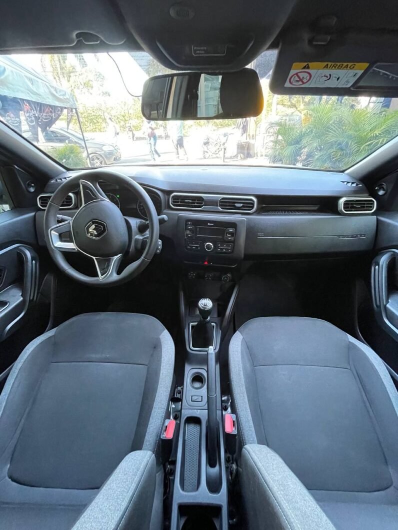 
								RENAULT DUSTER ZEN 1.6 MT 4X2 full									