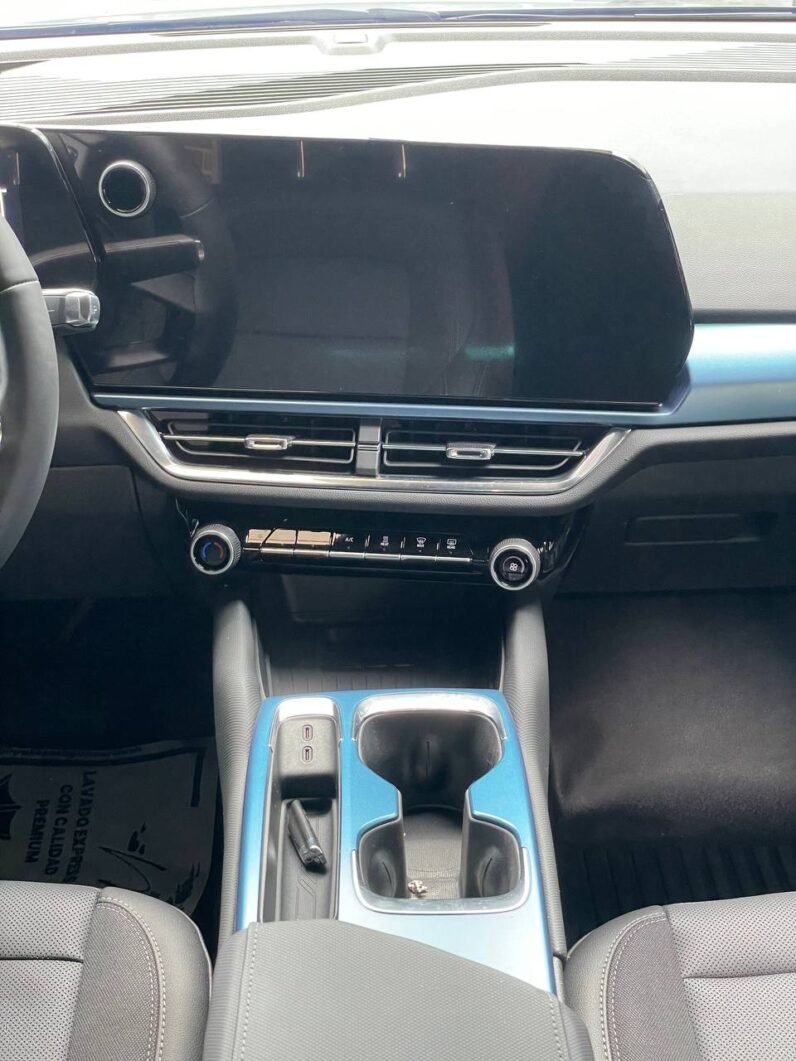
								CHEVROLET EQUINOX AWD ELEC AT full									