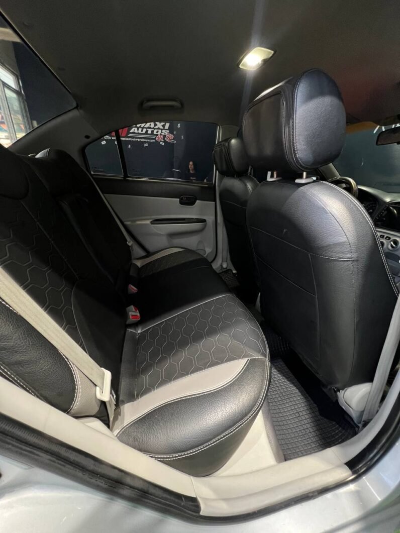 
								HYUNDAI ACCENT GL full									