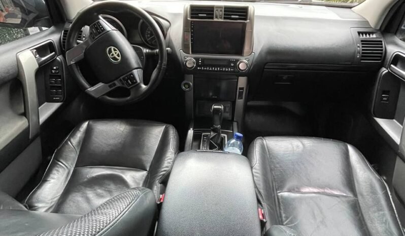 
								TOYOTA PRADO TXL AT 3.0 4X4 full									