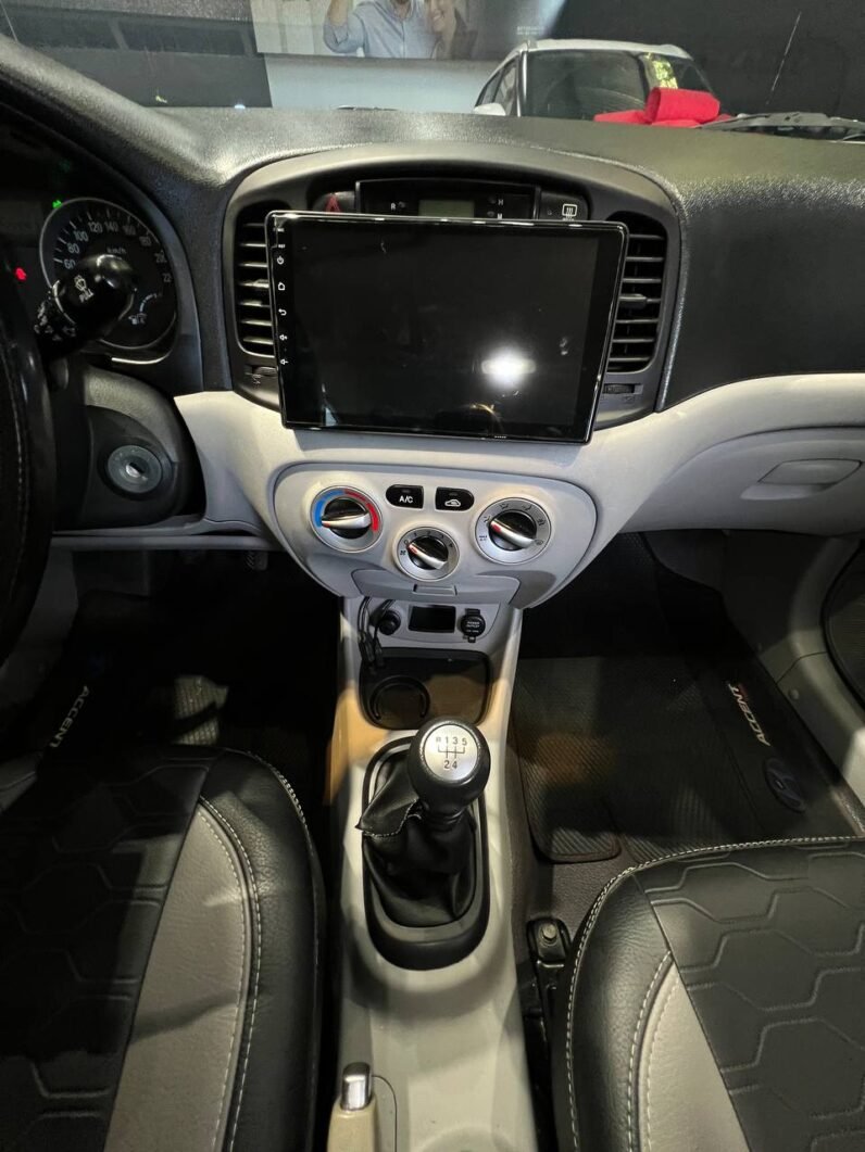 
								HYUNDAI ACCENT GL full									