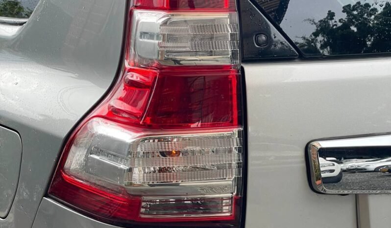 
								TOYOTA PRADO TXL AT 3.0 4X4 full									