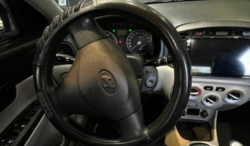 
								HYUNDAI ACCENT GL full									
