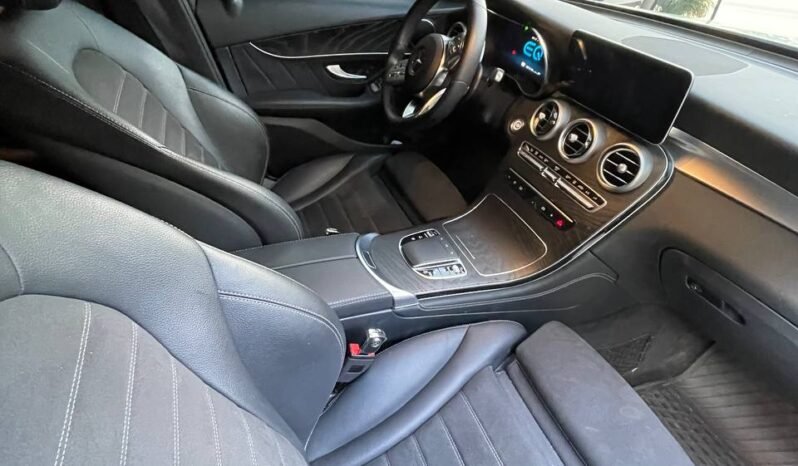 
								MERCEDES-BENZ GLC 300 HIBRIDA 2.0L AT full									