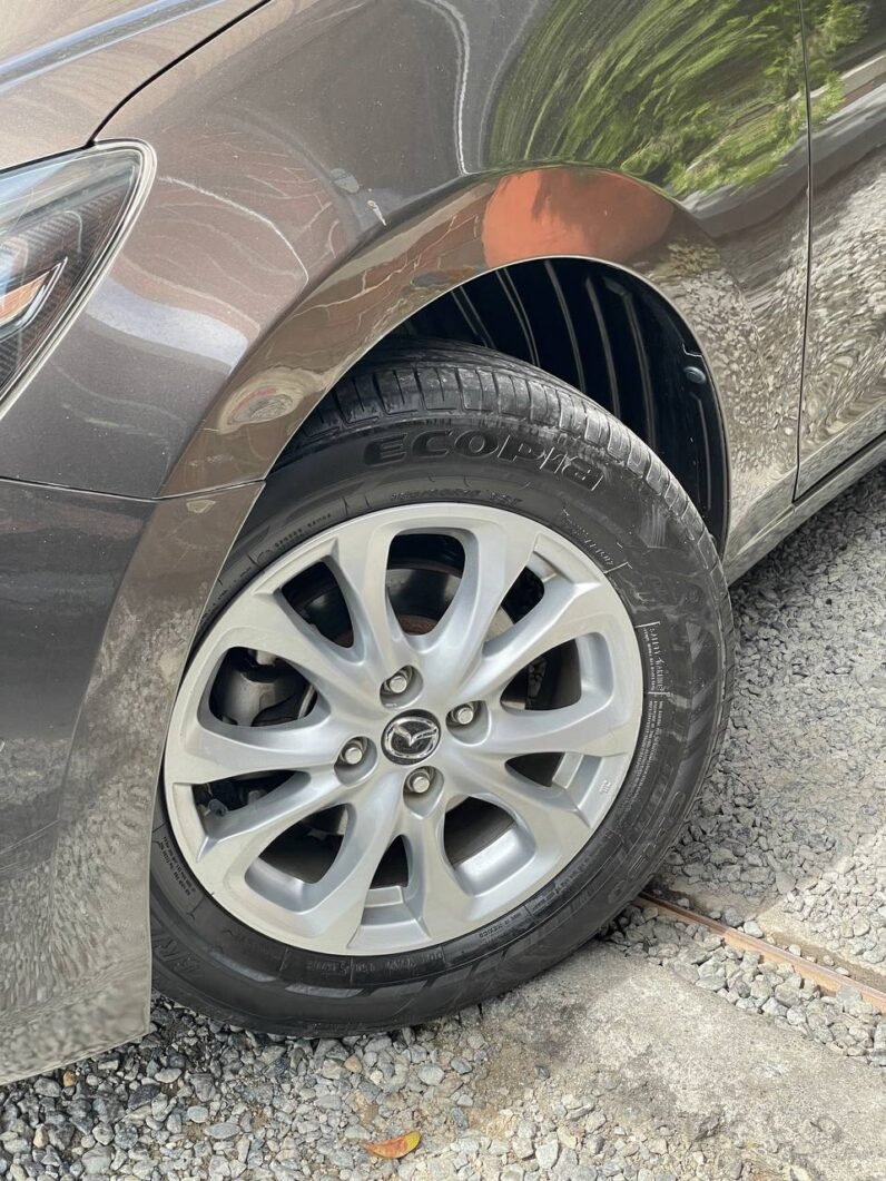 
								MAZDA 2 TOURING AT 1.5 HB full									