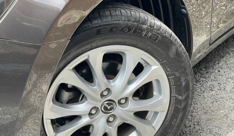 
								MAZDA 2 TOURING AT 1.5 HB full									
