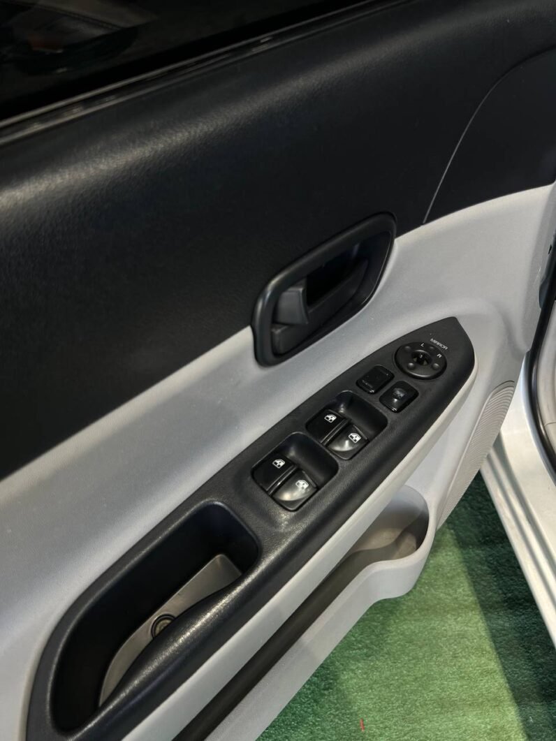 
								HYUNDAI ACCENT GL full									