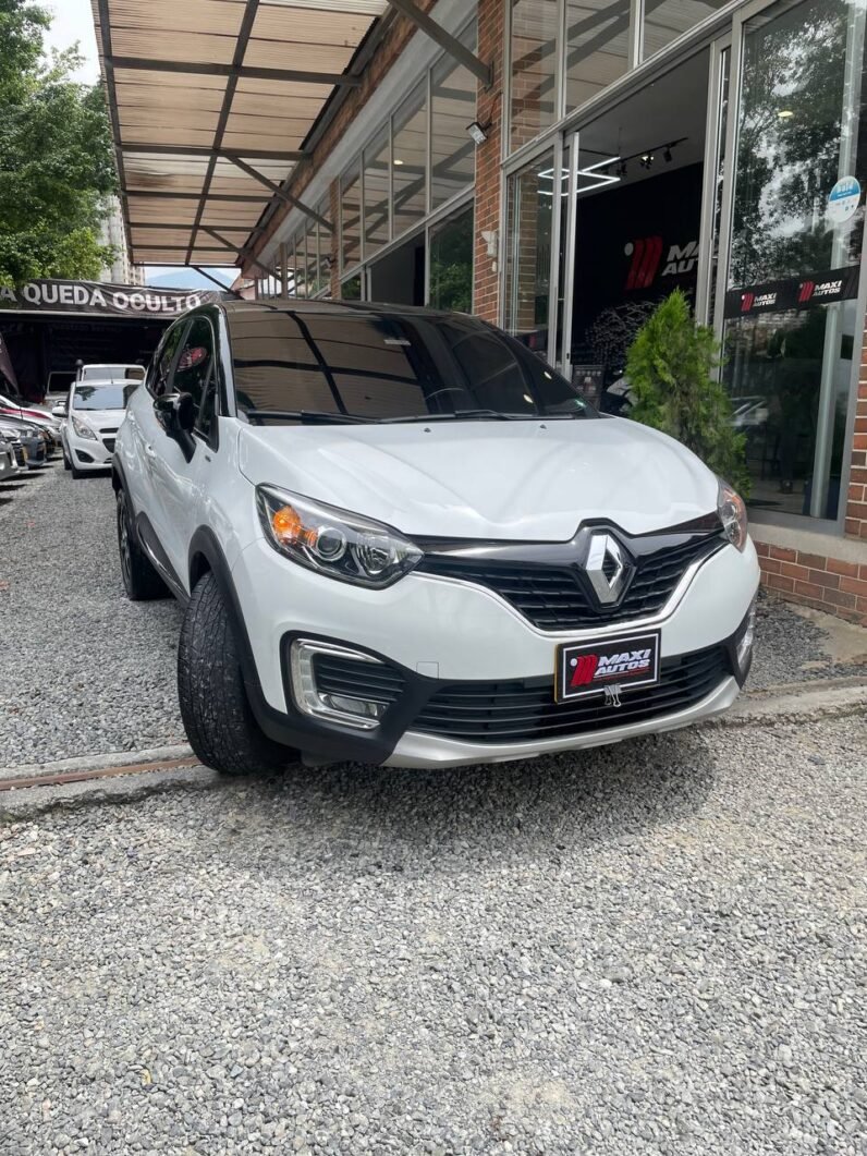 
								RENAULT CAPTUR INTENS AT 2.0 4X2 full									