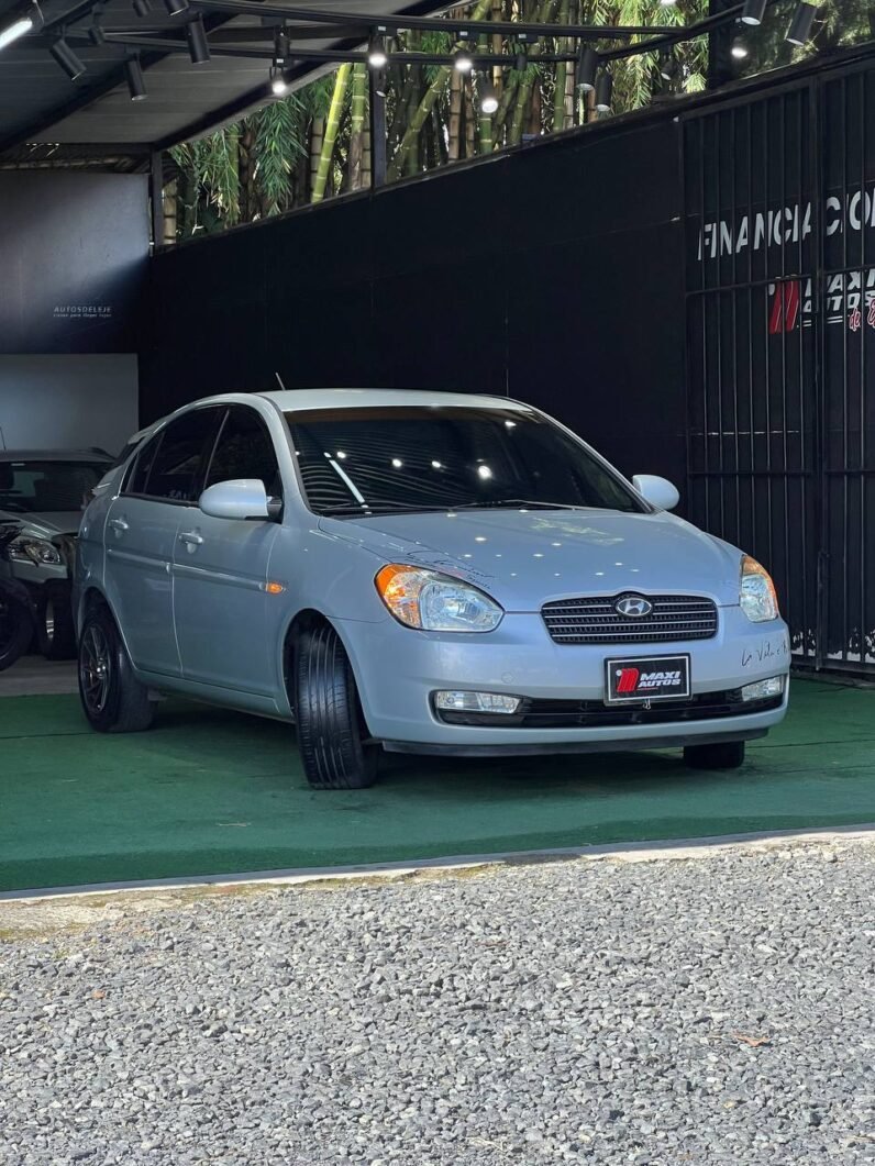 
								HYUNDAI ACCENT GL full									