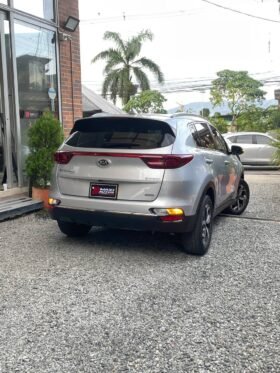 KIA SPORTAGE VIBRANT AT 2.0 4X2