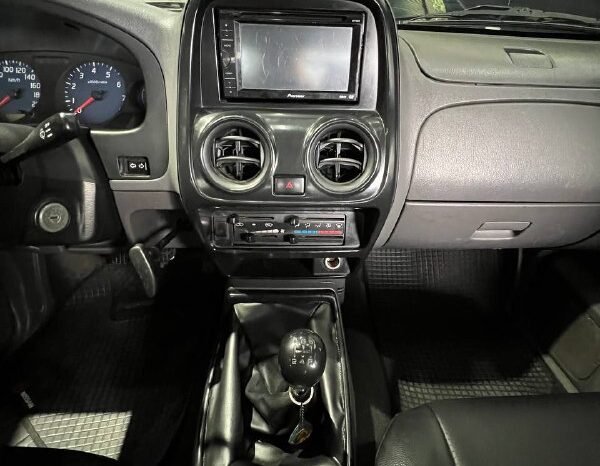 
								NISSAN D22/NP300 2.4L 4X2 GASOLINA full									