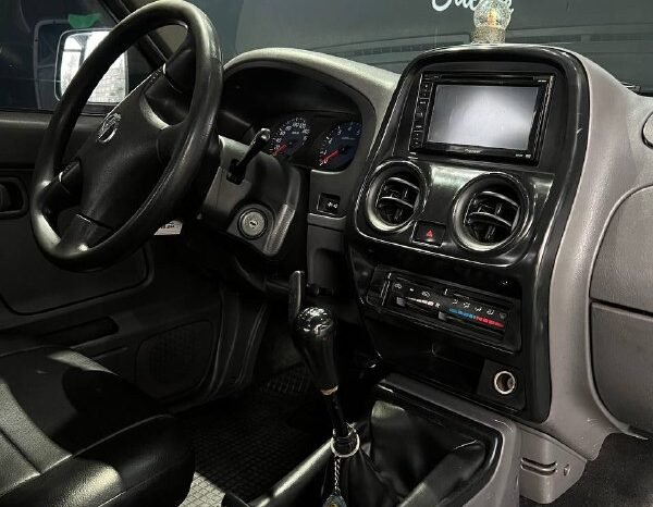 
								NISSAN D22/NP300 2.4L 4X2 GASOLINA full									