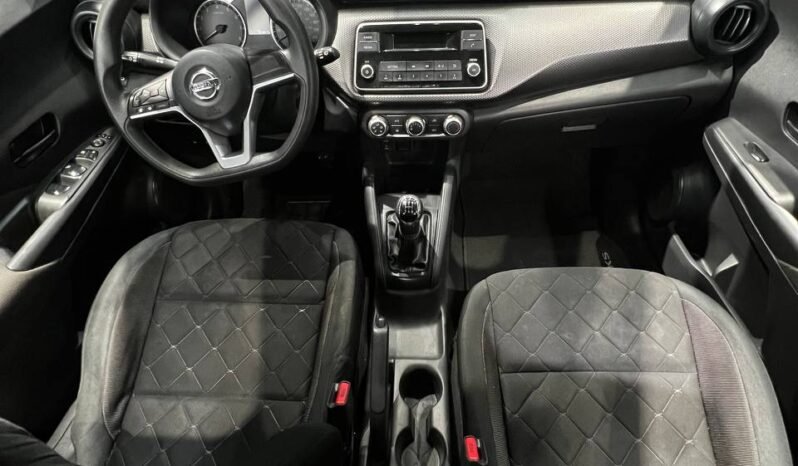 
								NISSAN KICKS SENSE 1.6L MT full									