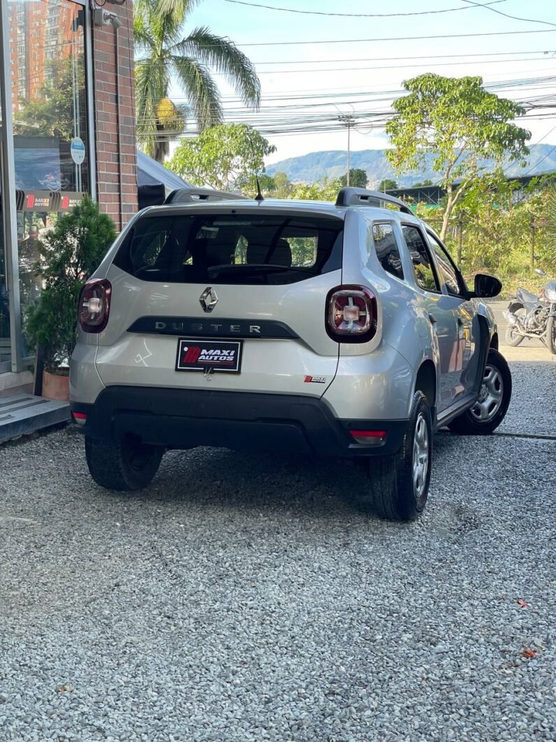 
								RENAULT DUSTER ZEN 1.6 MT 4X2 full									
