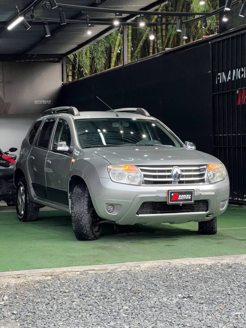 
								RENAULT DUSTER DYNAMIQUE 2.O MT 4X2 full									