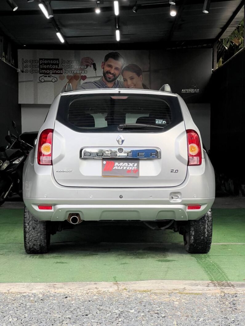 
								RENAULT DUSTER DYNAMIQUE 2.O MT 4X2 full									