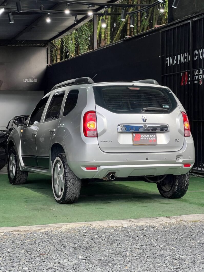 
								RENAULT DUSTER DYNAMIQUE 2.O MT 4X2 full									