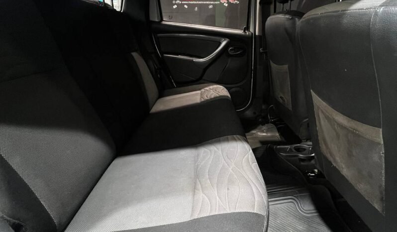 
								RENAULT DUSTER DYNAMIQUE 2.O MT 4X2 full									
