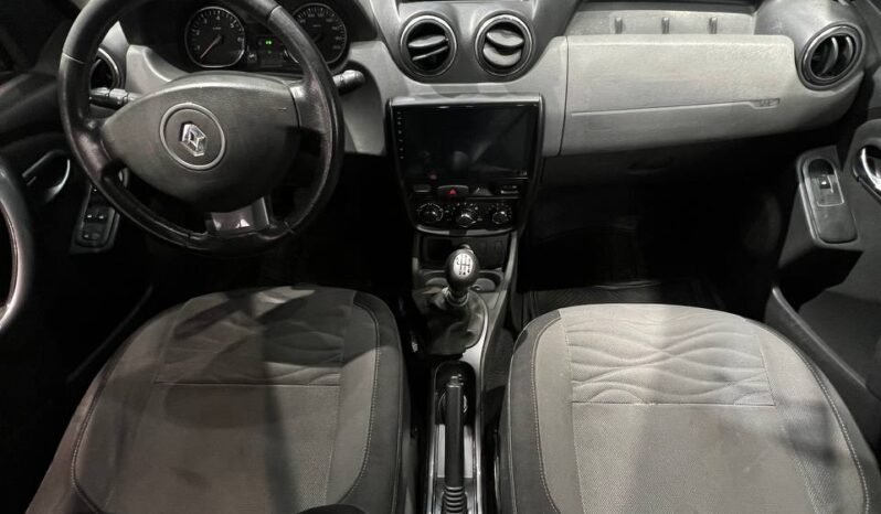 
								RENAULT DUSTER DYNAMIQUE 2.O MT 4X2 full									