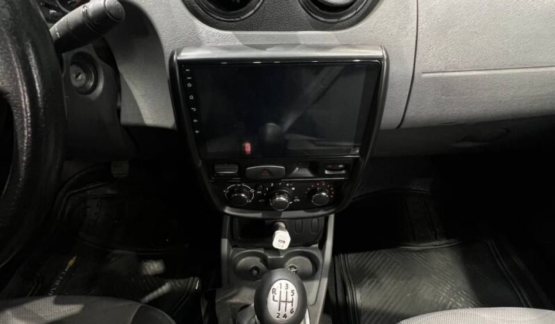 
								RENAULT DUSTER DYNAMIQUE 2.O MT 4X2 full									