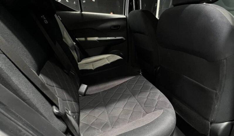 
								NISSAN KICKS SENSE 1.6L MT full									