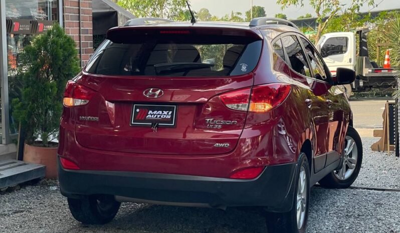 
								HYUNDAI TUCSON IX35 GL MT 2.0 4X4 GASOLINA full									