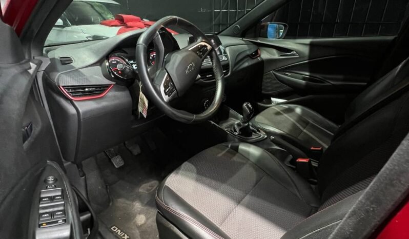 
								CHEVROLET ONIX RS MT HB full									