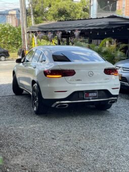
										MERCEDES-BENZ GLC 300 HIBRIDA 2.0L AT full									