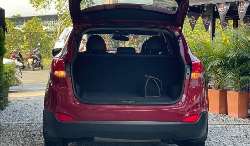 
								HYUNDAI TUCSON IX35 GL MT 2.0 4X4 GASOLINA full									