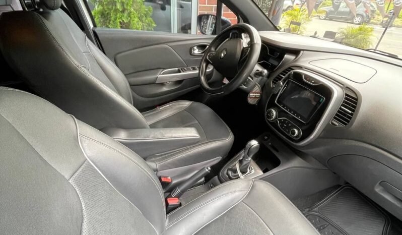 
								RENAULT CAPTUR INTENS AT 2.0 4X2 full									