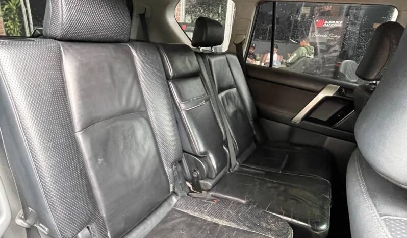 
								TOYOTA PRADO TXL AT 3.0 4X4 full									