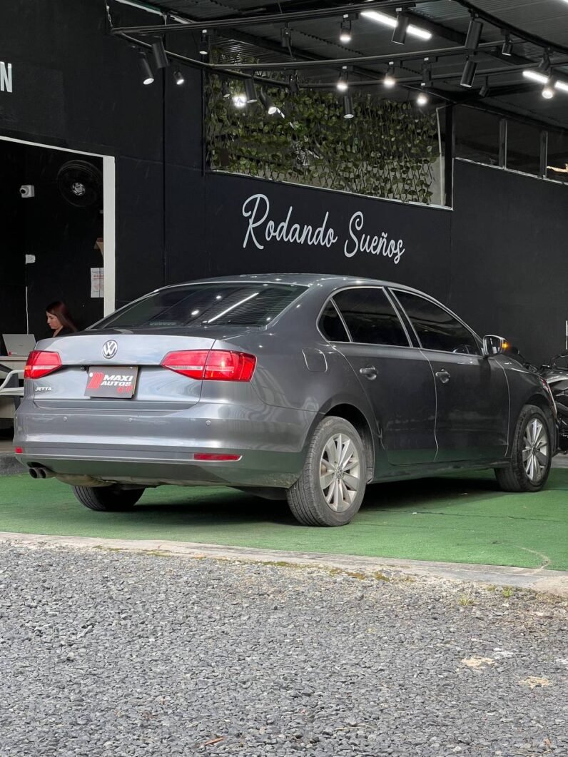 
								VOLKSWAGEN NEW JETTA COMFORTLINE AT 2.0 SD full									