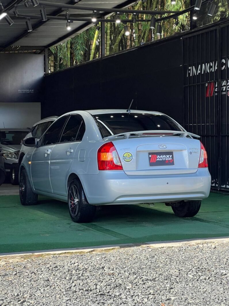 
								HYUNDAI ACCENT GL full									