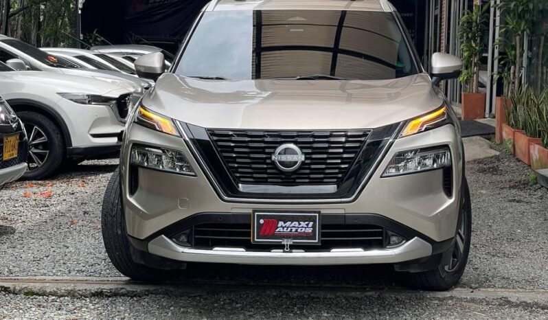 
								NISSAN X-TRAIL E-POWER EXCLUSIVE E-4ORCE full									