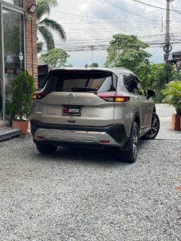 
										NISSAN X-TRAIL E-POWER EXCLUSIVE E-4ORCE full									