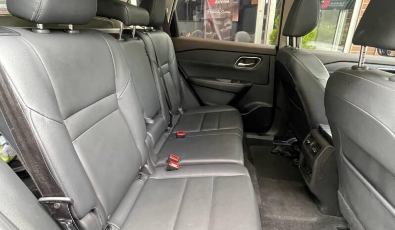 
								NISSAN X-TRAIL E-POWER EXCLUSIVE E-4ORCE full									