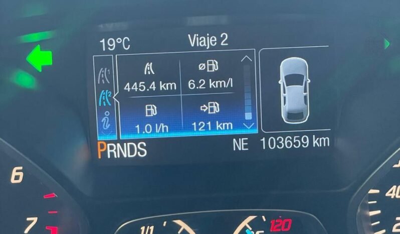 
								FORD ESCAPE TITANIUM AT 4X4 full									