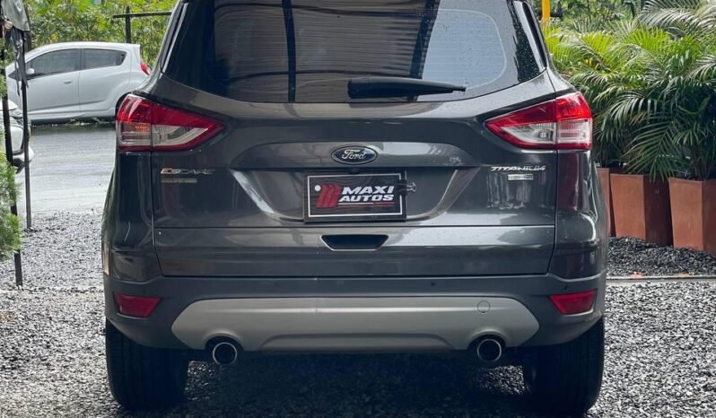 
								FORD ESCAPE TITANIUM AT 4X4 full									