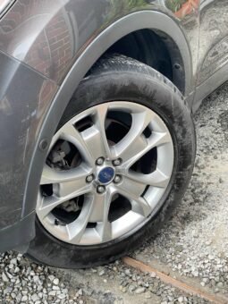 
										FORD ESCAPE TITANIUM AT 4X4 full									