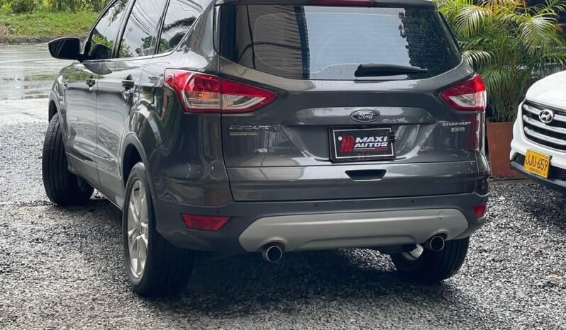
								FORD ESCAPE TITANIUM AT 4X4 full									