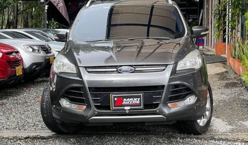 
								FORD ESCAPE TITANIUM AT 4X4 full									