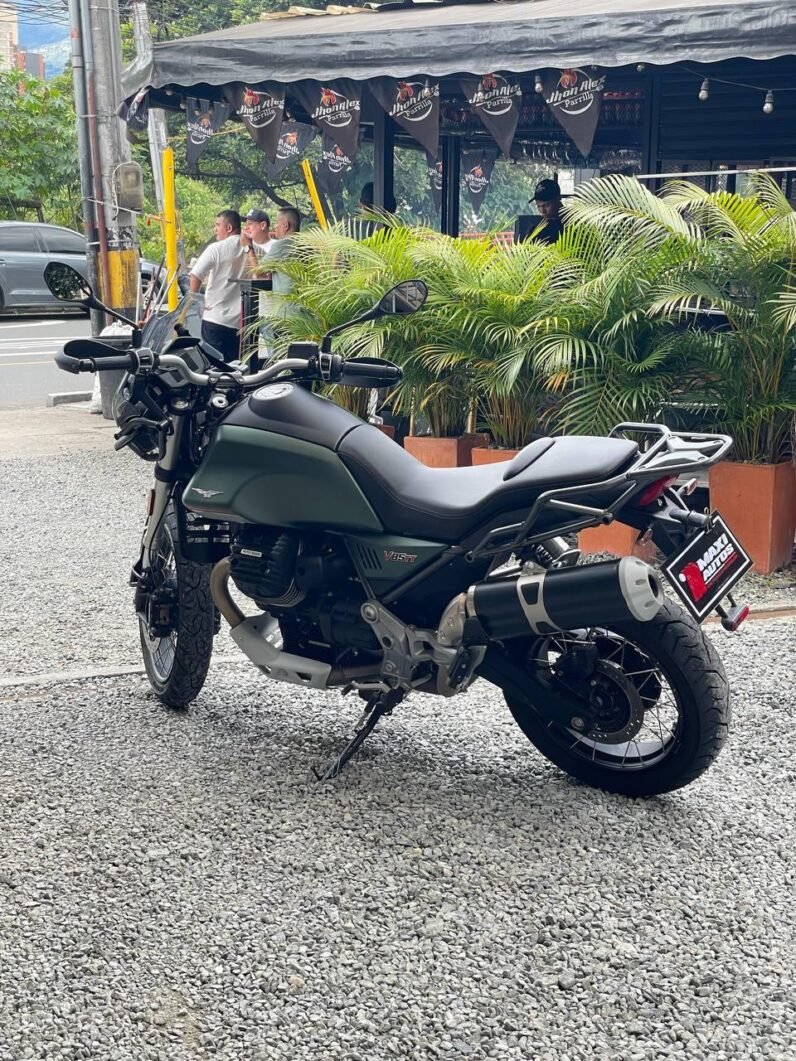 
								MOTO GUZZI V85 TT E5 full									