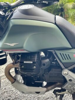 
										MOTO GUZZI V85 TT E5 full									