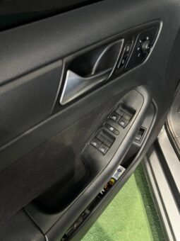 
										VOLKSWAGEN NEW JETTA COMFORTLINE AT 2.0 SD full									
