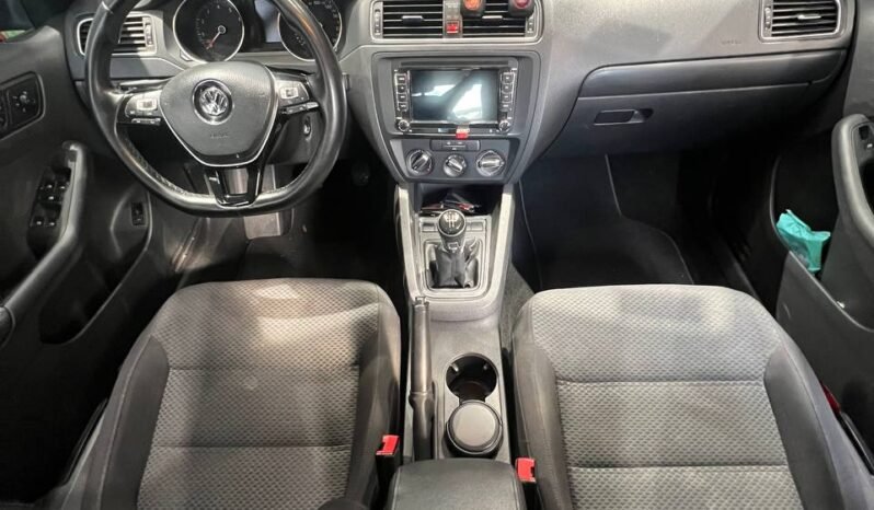 
								VOLKSWAGEN NEW JETTA COMFORTLINE AT 2.0 SD full									
